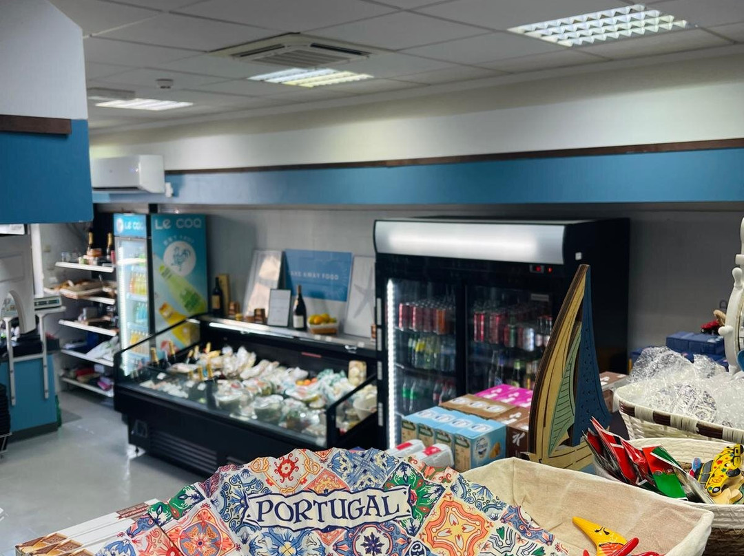Seaside Essentials Mini-Market-Budens必去景点