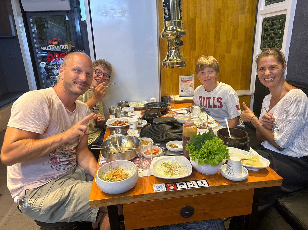 Hanmaeum BBQ - Nhà Hàng Hhịt Nướng Hàn Quốc Quận 01