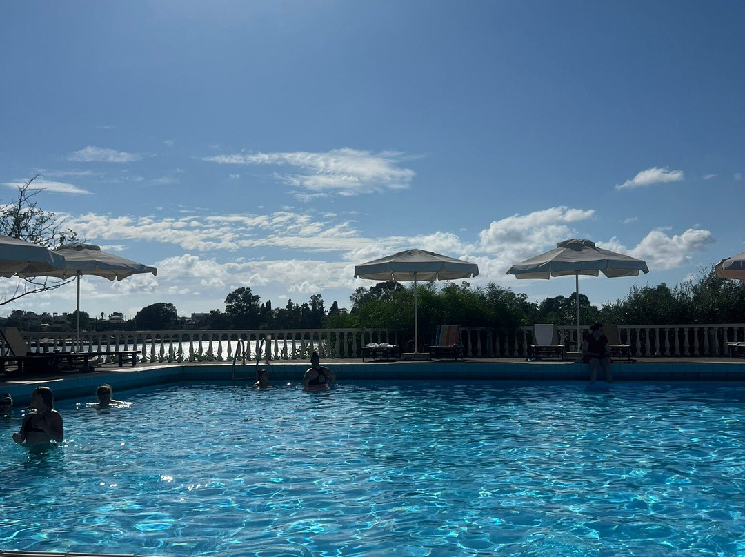 玛格罗纳皇家酒店主图