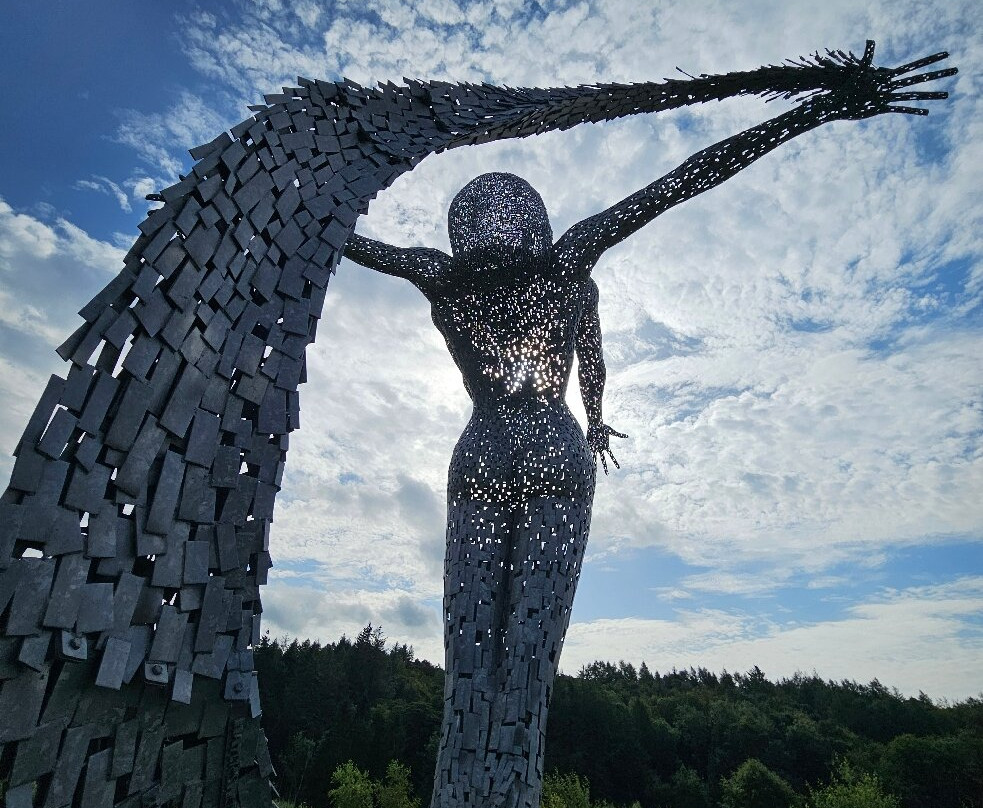 Arria The Mermaid Sculpture-坎伯诺尔德必去景点