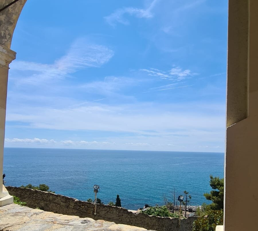 Logge di Santa Chiara-因佩里亚必去景点