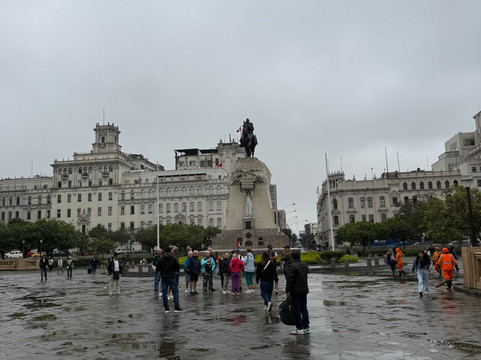 Plaza San Martin-利马必去景点