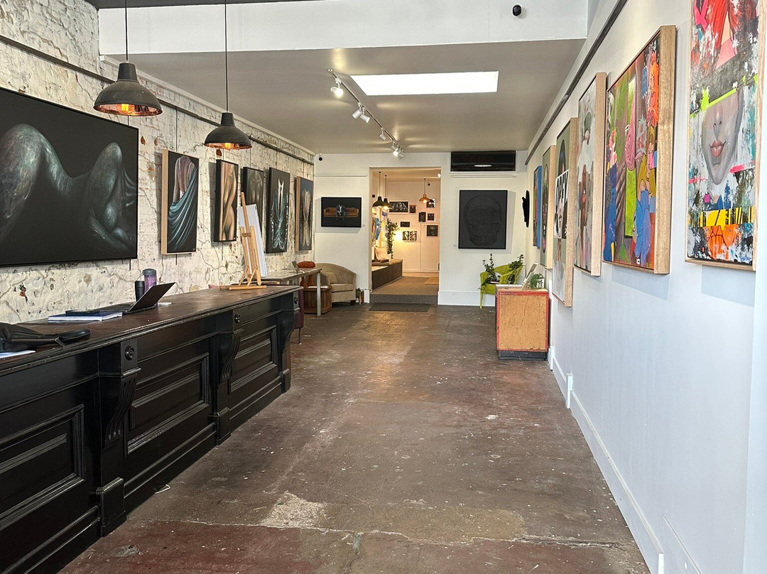 Thirteen 05-戴尔斯福特必去景点