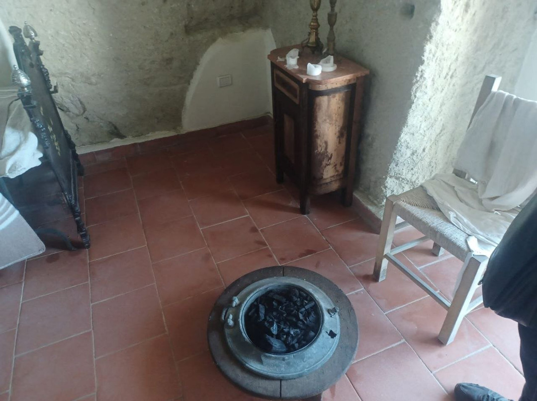 Eremo di San Nicola-Serrara Fontana必去景点