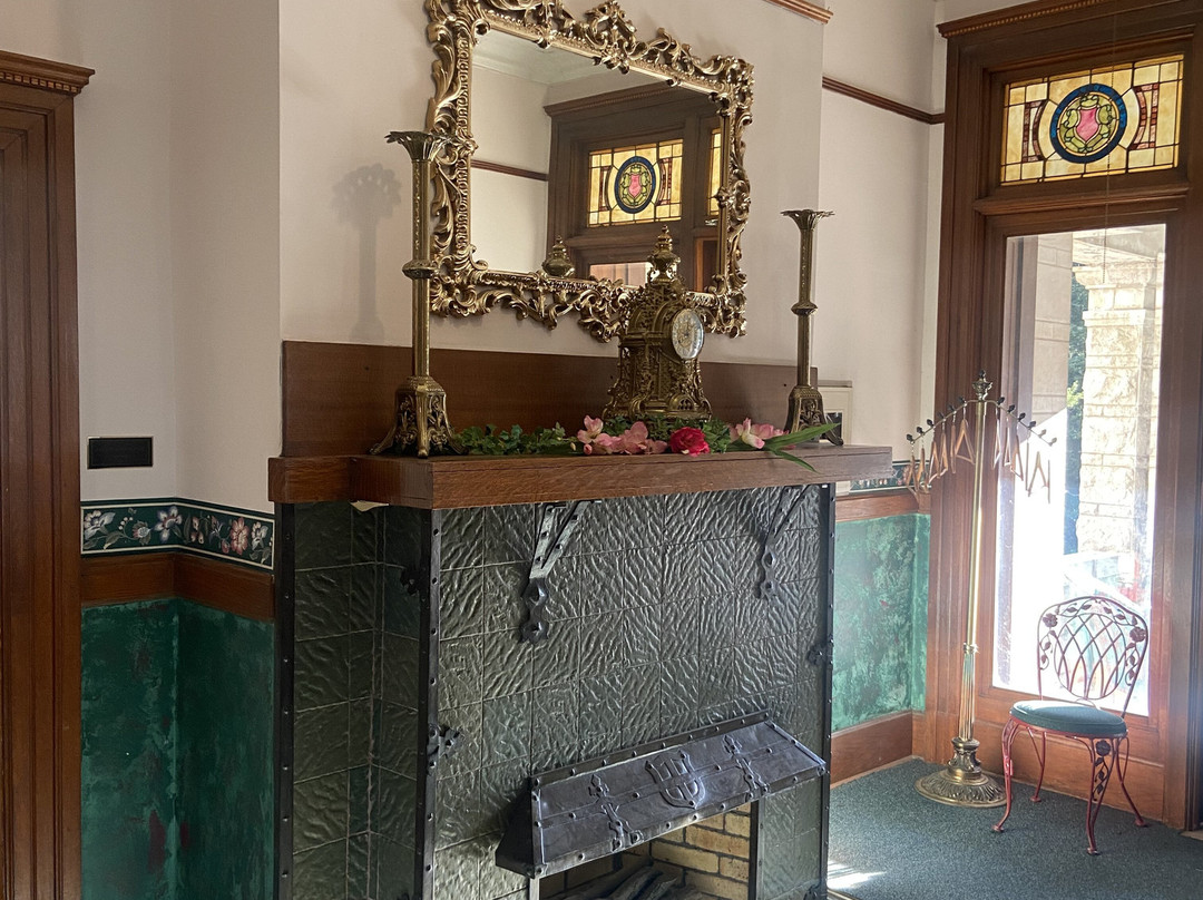 The Mansion at Elfindale Bed & Breakfast主图