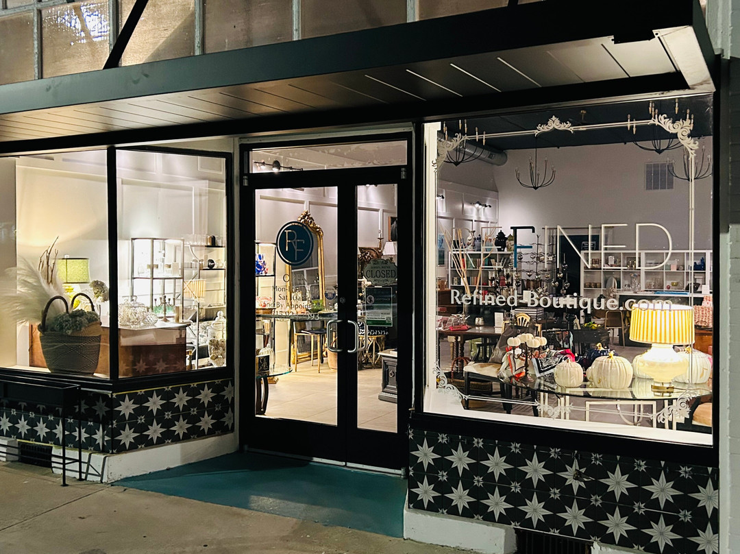 Refined Boutique-Smithville必去景点