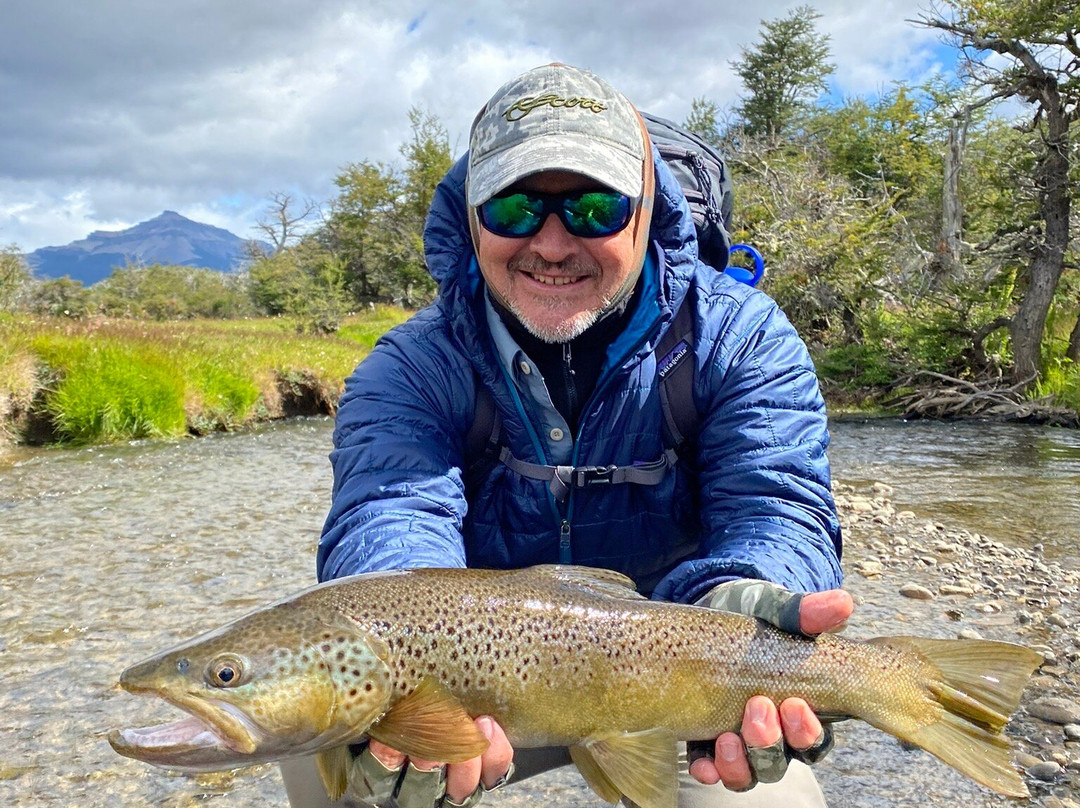 Mosquero Fly Fishing-纳塔莱斯港必去景点
