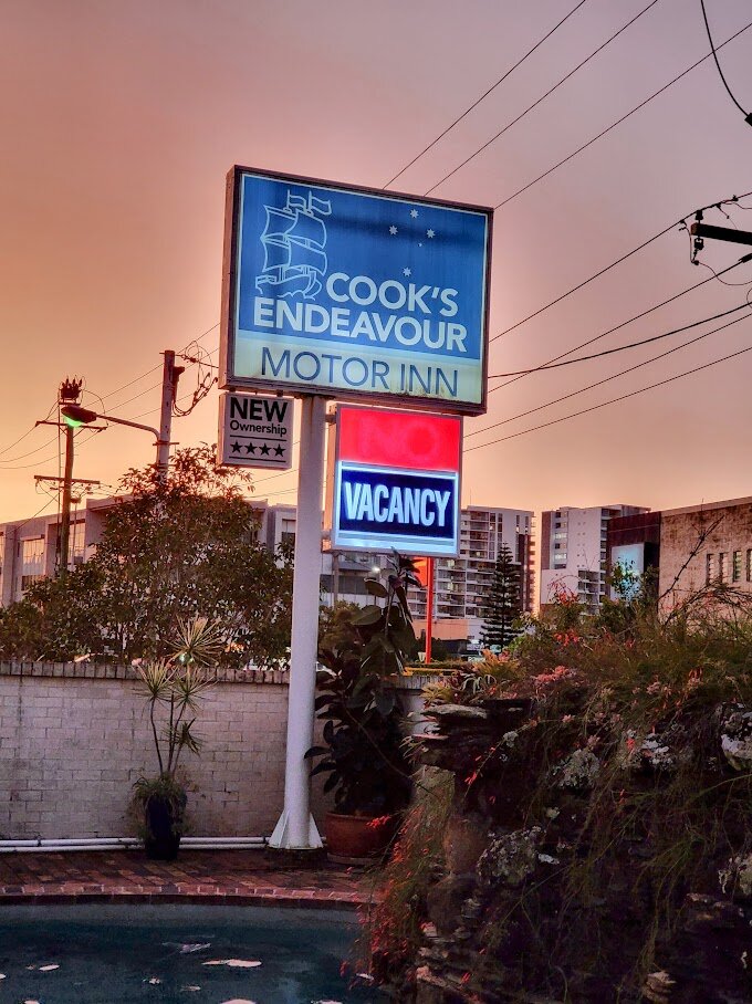 Cook's Endeavour Motor Inn-官方