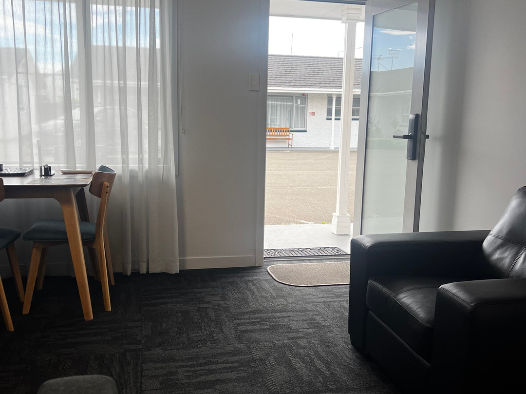 Asure Surrey Court Motel主图