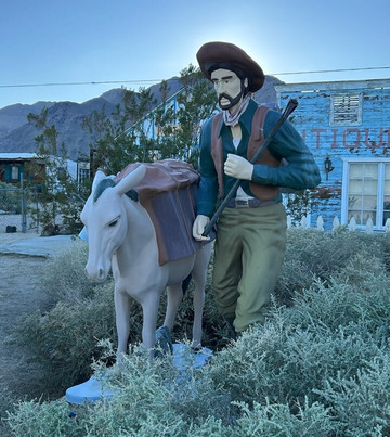 Golden Cactus Ghost Town & Old West Museum-Pearsonville必去景点