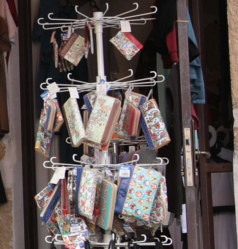 Mjc-Corte必去景点