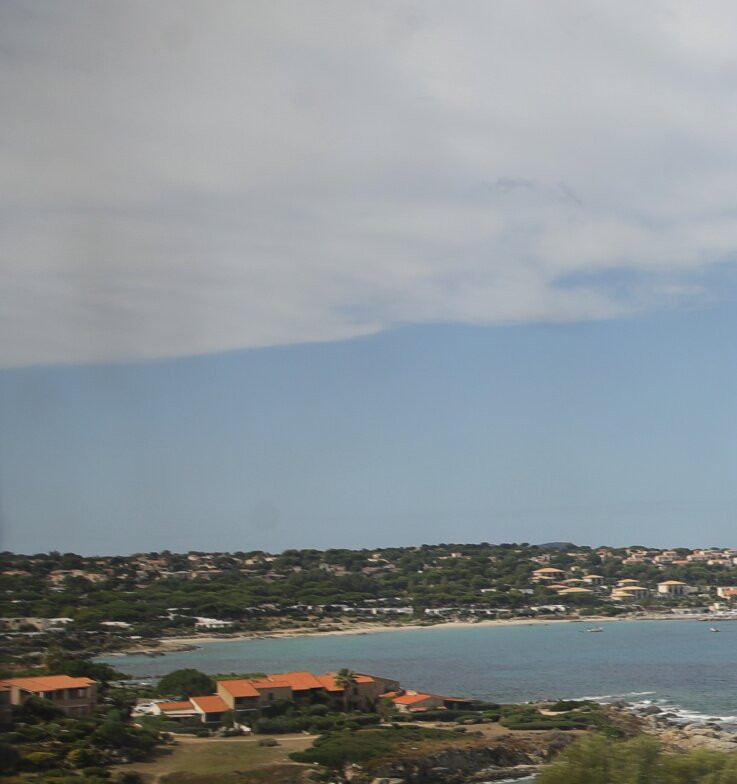 Plage de Sant'Ambroggio-Lumio必去景点