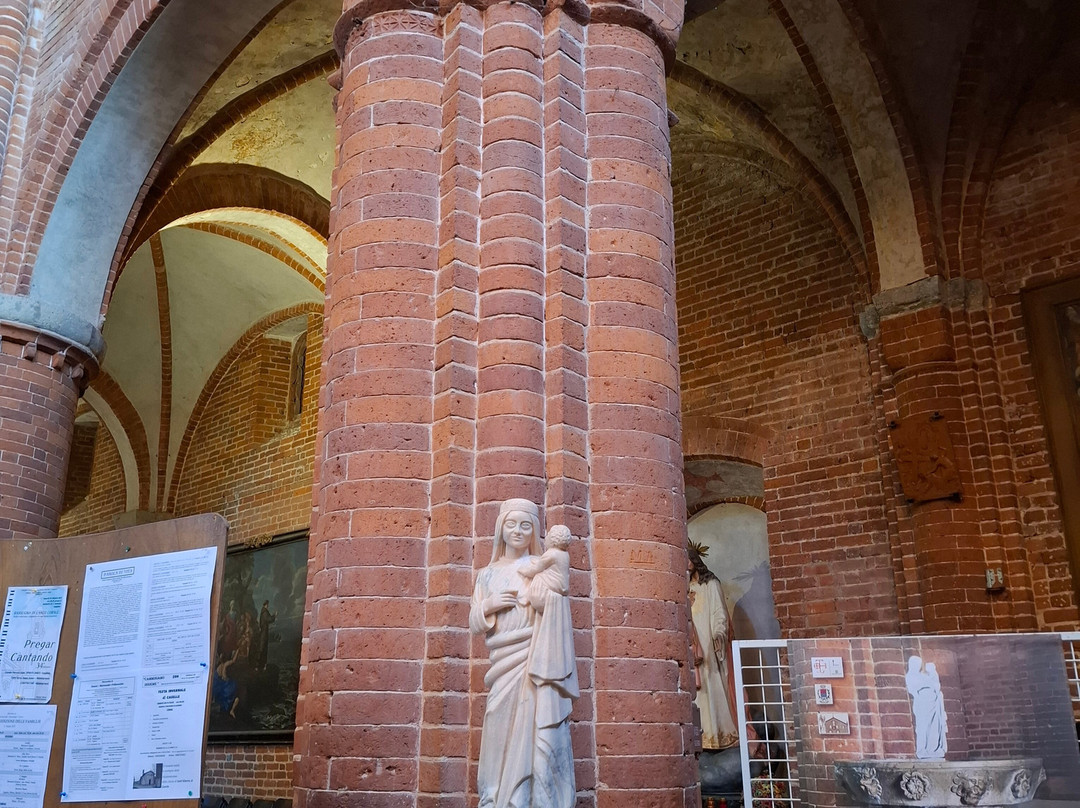 Abbazia Santa Maria di Morimondo-Morimondo必去景点