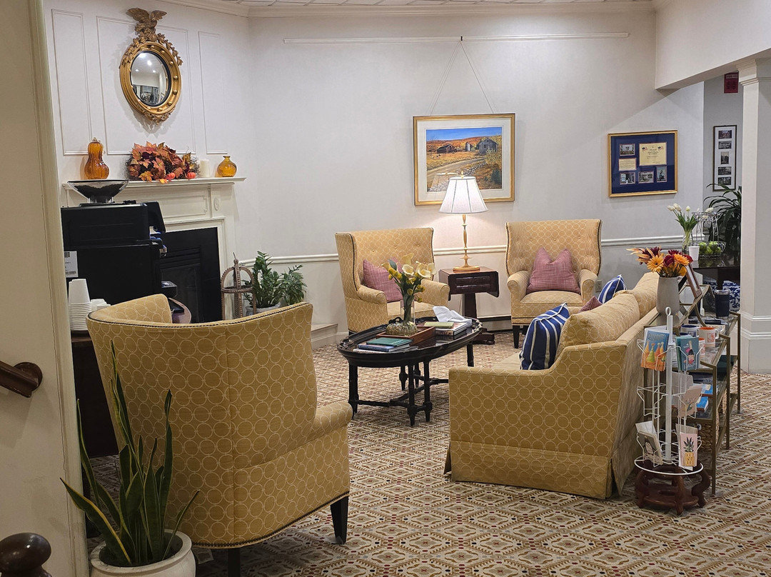 The Farmington Inn主图