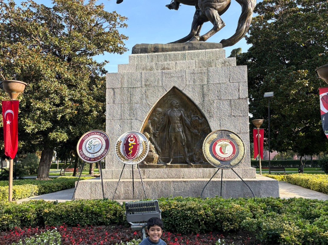 Onur Aniti-萨姆森必去景点