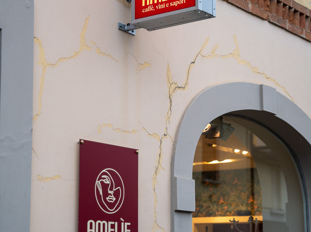 Amelìe Caffe, Vini E Sapori-Lograto必去景点