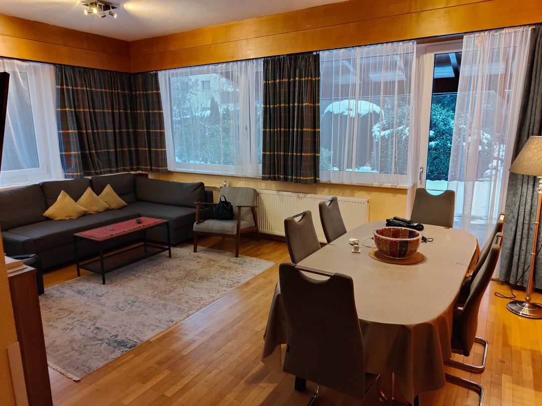 瓦得豪斯伊格斯酒店主图