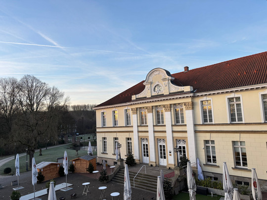 维斯特霍尔城堡酒店主图