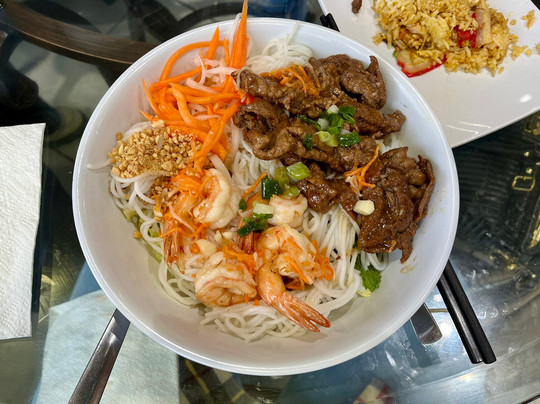 Nhà Hàng Vietnam Restaurant