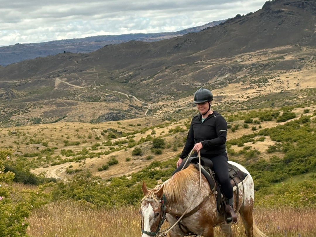 Back Country Saddles-卡德罗纳必去景点
