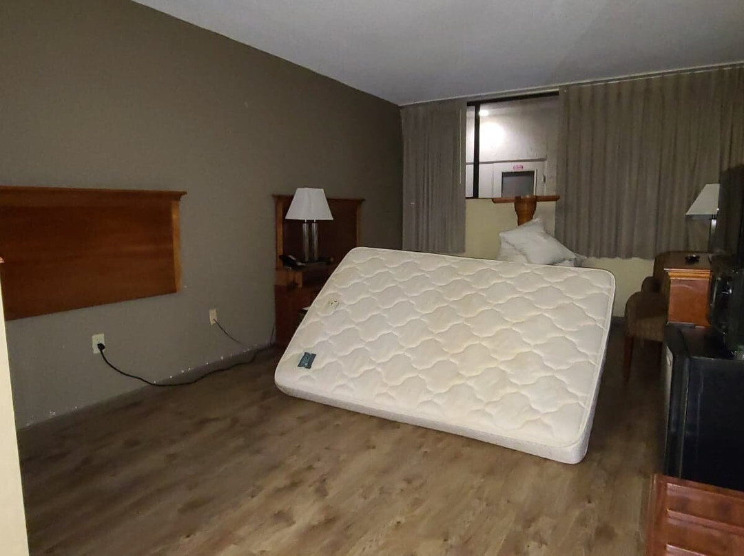 Broken Arrow酒店住宿-Econo Lodge Broken Arrow - Tulsa