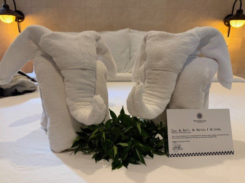 弗尼里昂旅馆主图