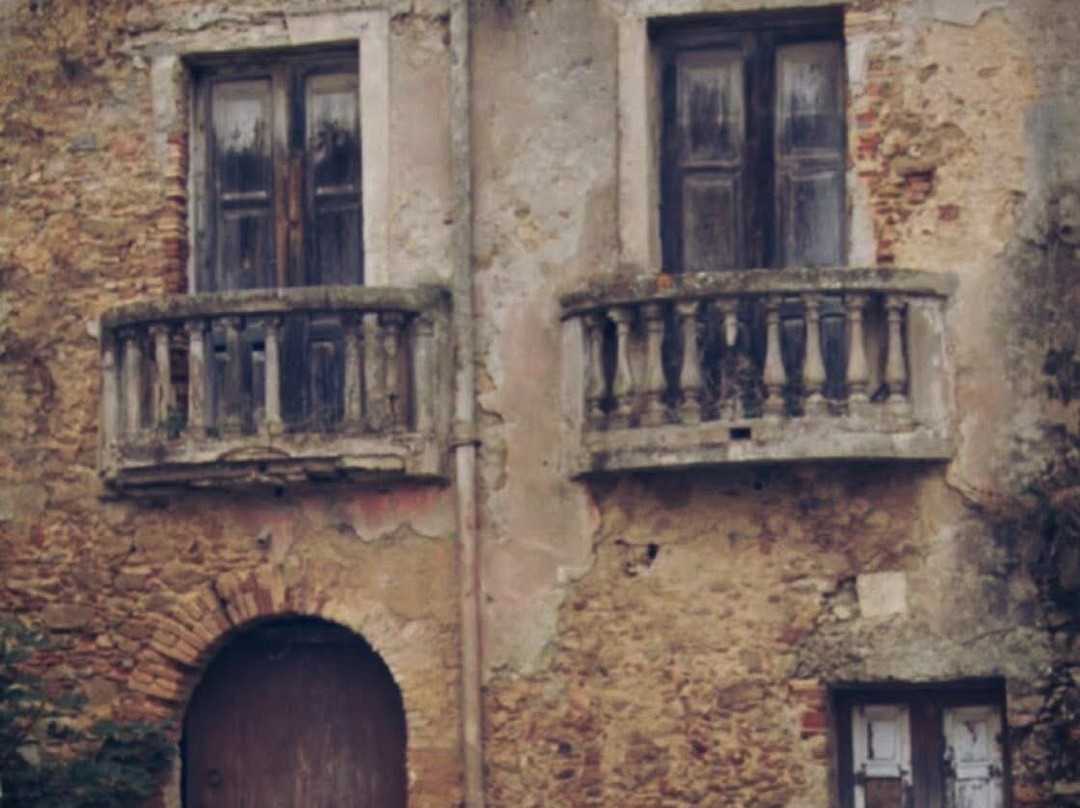 Palazzo delle Ostetriche Rustici Fertonani-Marina di Strongoli必去景点