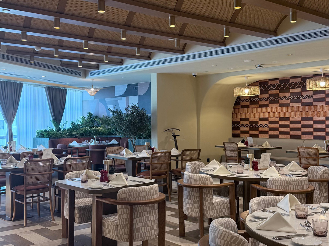 阿布扎比市中心美居酒店