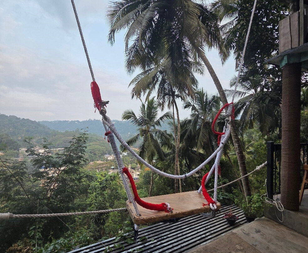 Kandy Swing Onchillah-Halloluwa必去景点