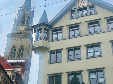 Bow-windows-圣加仑必去景点