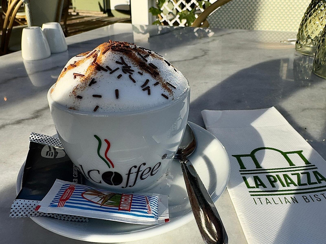 La Piazza Italian Bistro