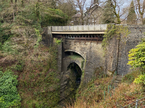 Devil's Bridge Waterfalls-Devil's Bridge (Pontarfynach)必去景点