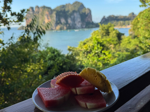 莱利花园景度假酒店主图