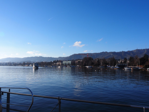 Bürkliplatz-苏黎世必去景点