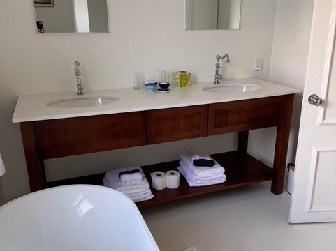 Huguenot House主图