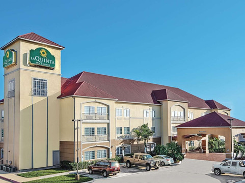 温德姆梅赛德斯奥特莱斯购物中心拉昆塔温德姆酒店套房