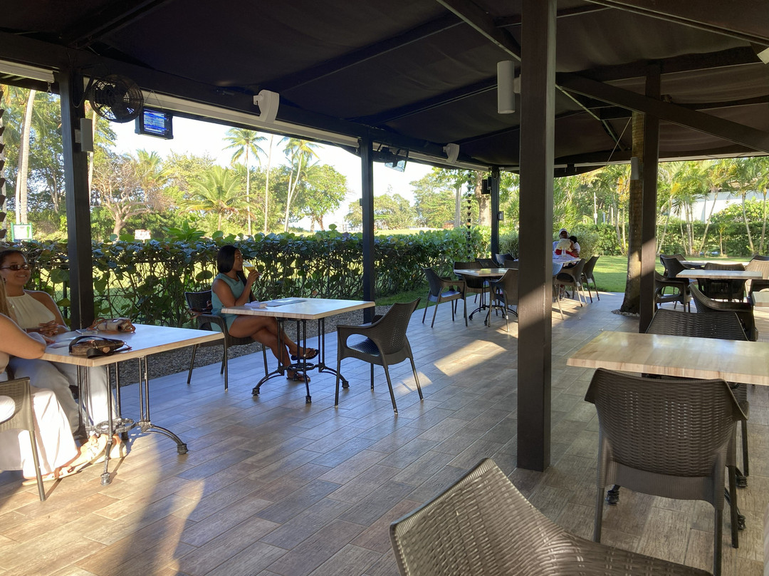 蓝杰塔酒店主图