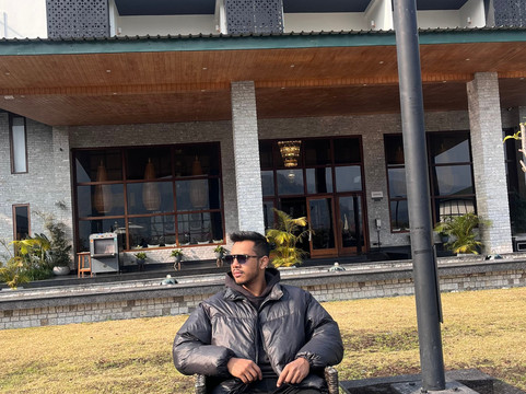 锡金派肯岩瑞温塔酒店主图