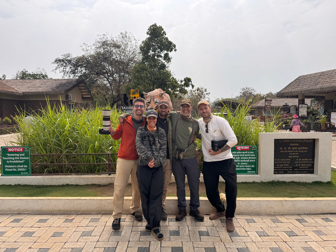 Olsen Photo Tours - Wildlife Experiences-Porto Jofre必去景点