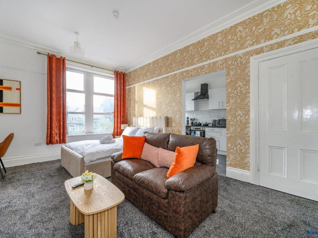 125HS - Spacious & Relaxing Studios