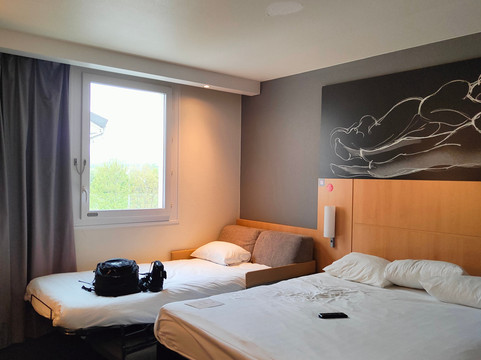 北里永克莱蒙费朗宜必思酒店主图