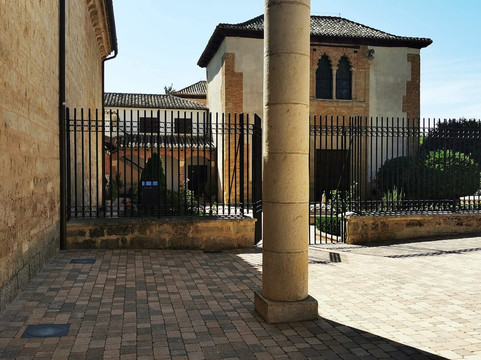 Museo Palacio de Don Pedro I-Astudillo必去景点