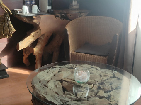 德连考特莱斯农庄旅馆主图