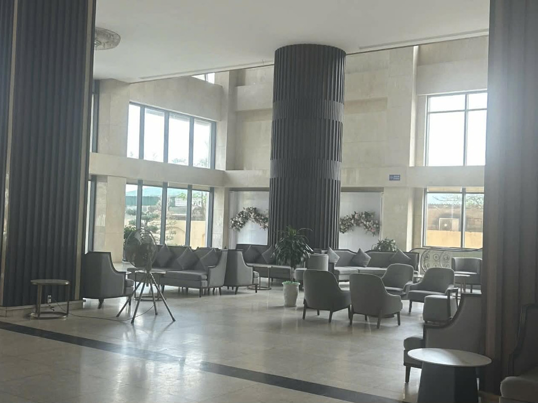 孟青大酒店-库亚罗主图