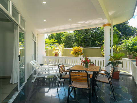 340度山景公寓主图