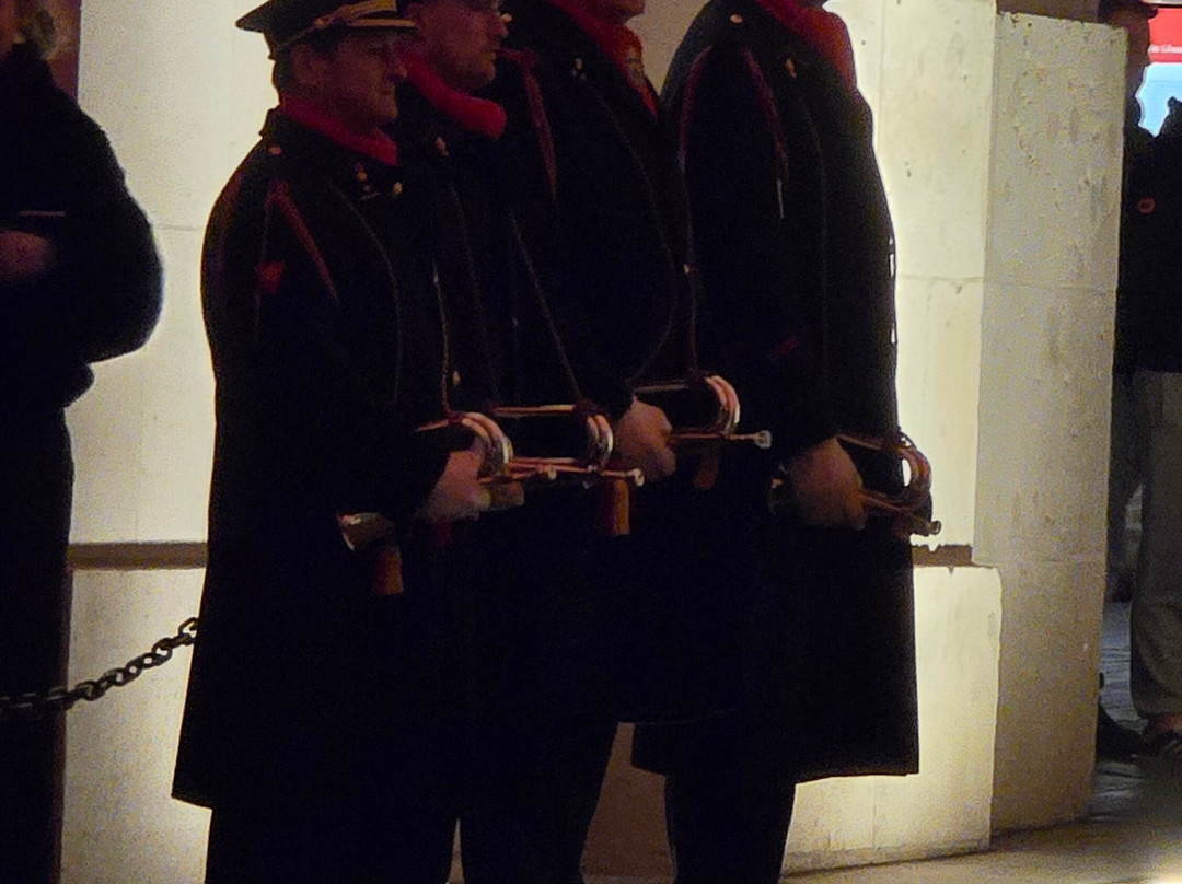 Last Post ceremony-伊普尔必去景点