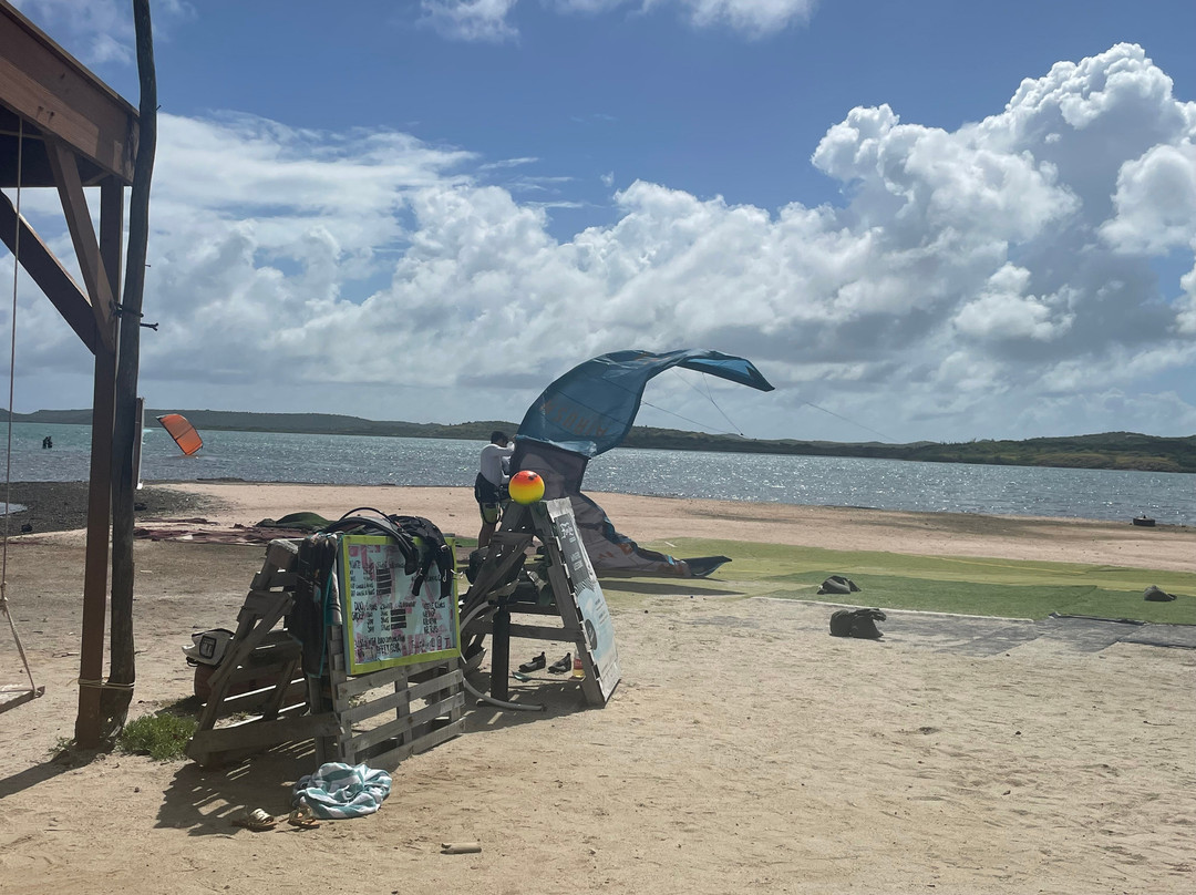 Nix Kiteboarding School Curacao-威廉斯塔德必去景点