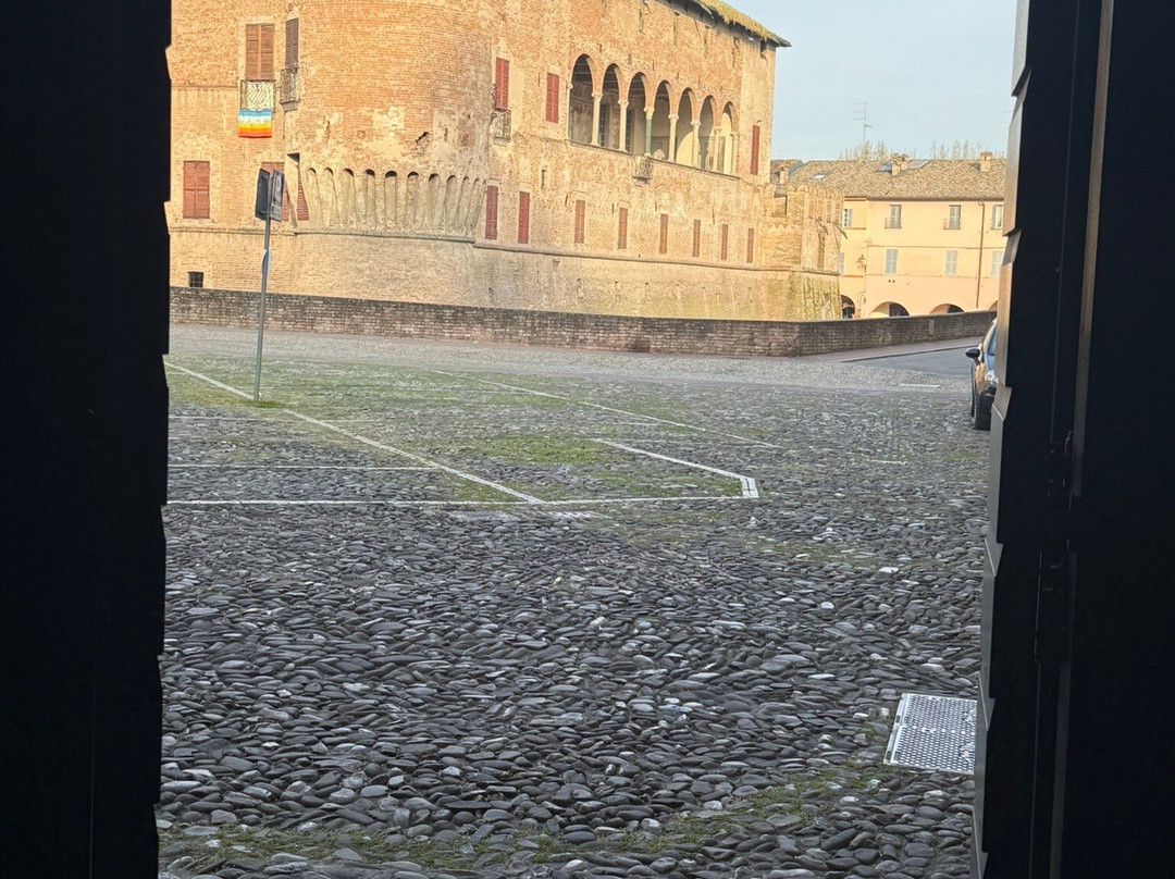 里诺缇别墅酒店主图