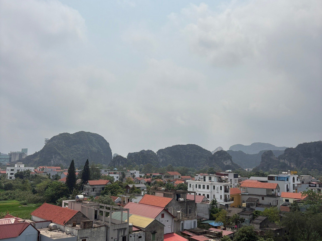 勒克洛斯杜费尔主图