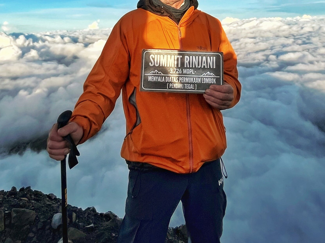 Antok Trekking - Mt.Rinjani Lombok Volcano-Senaru必去景点